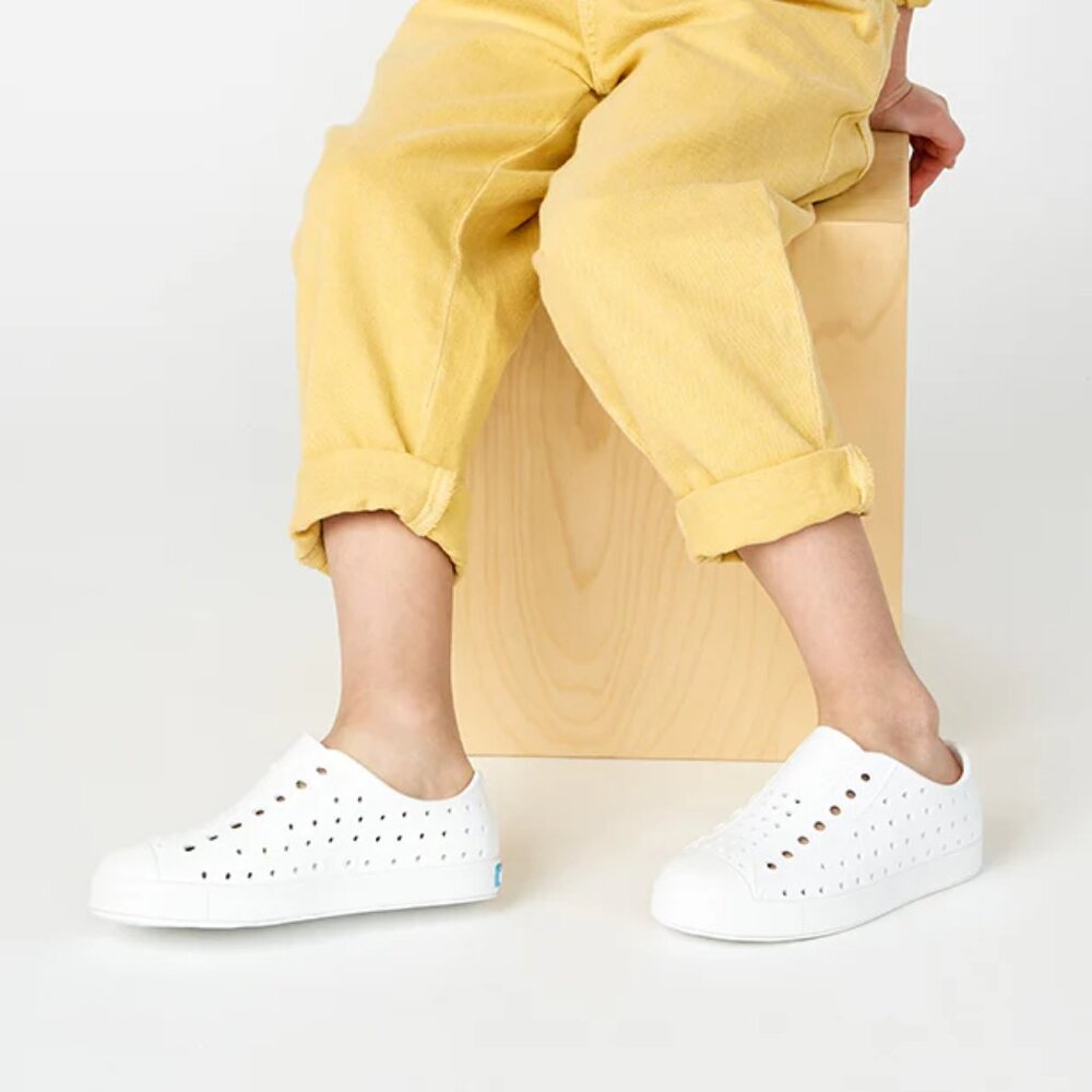 Native Men's White Jefferson Shell Breathe Slip-On Water Sneaker Shoes Size 5‎